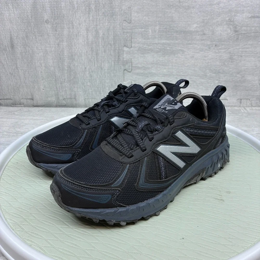 New Balance 410v5 Trail Running Shoes Mens 9 Black Silver All Terrain MT410LB5
